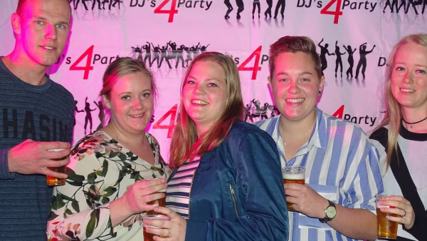 DJ voor een bedrijfsfeest