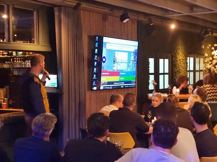 Vragen en antwoorden op via een scherm